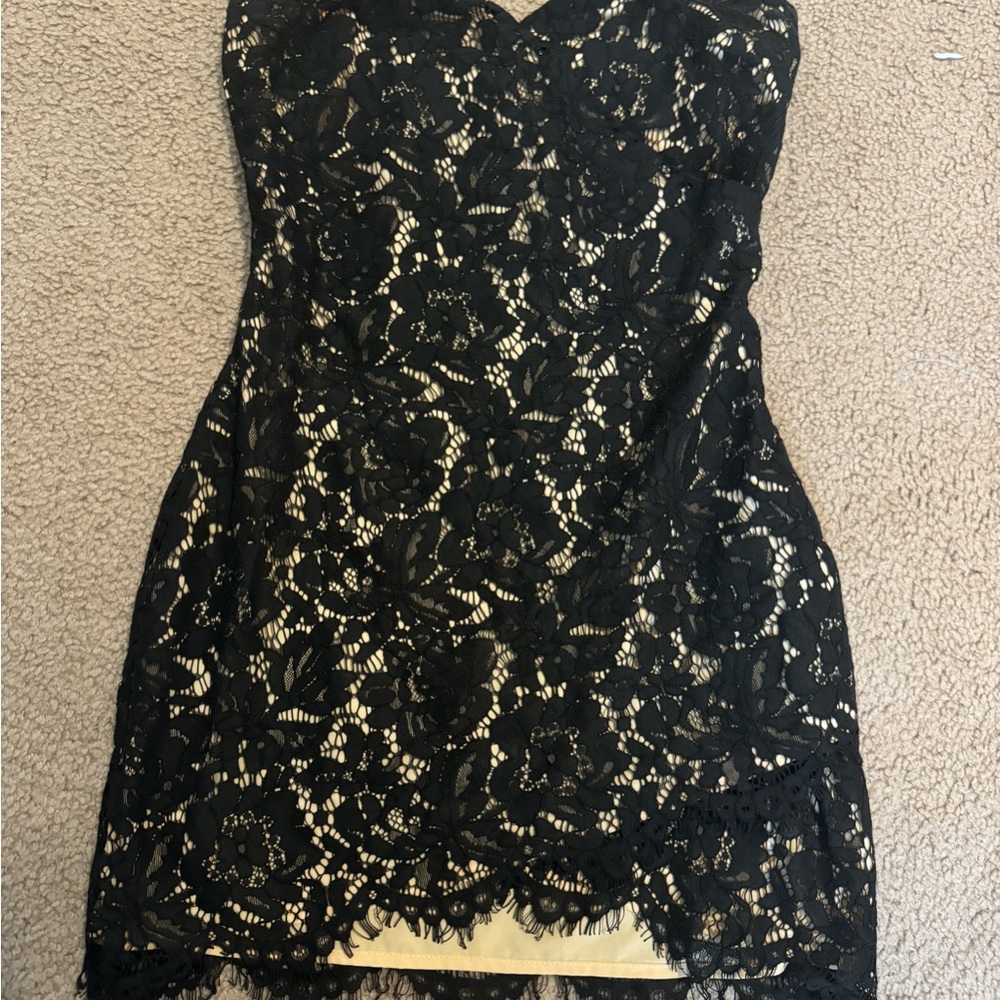 Elegant Black Lace Dress